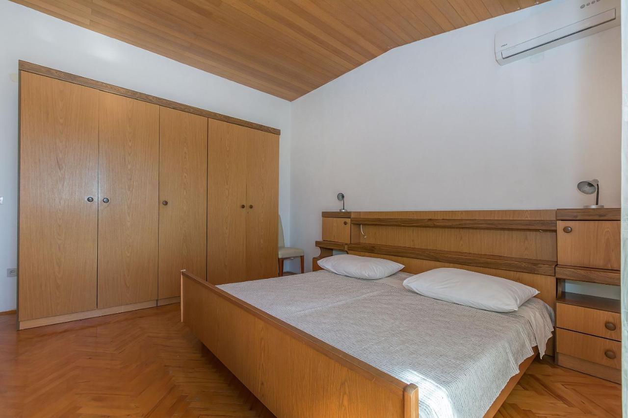 Apartments Ilijanka Брела Экстерьер фото